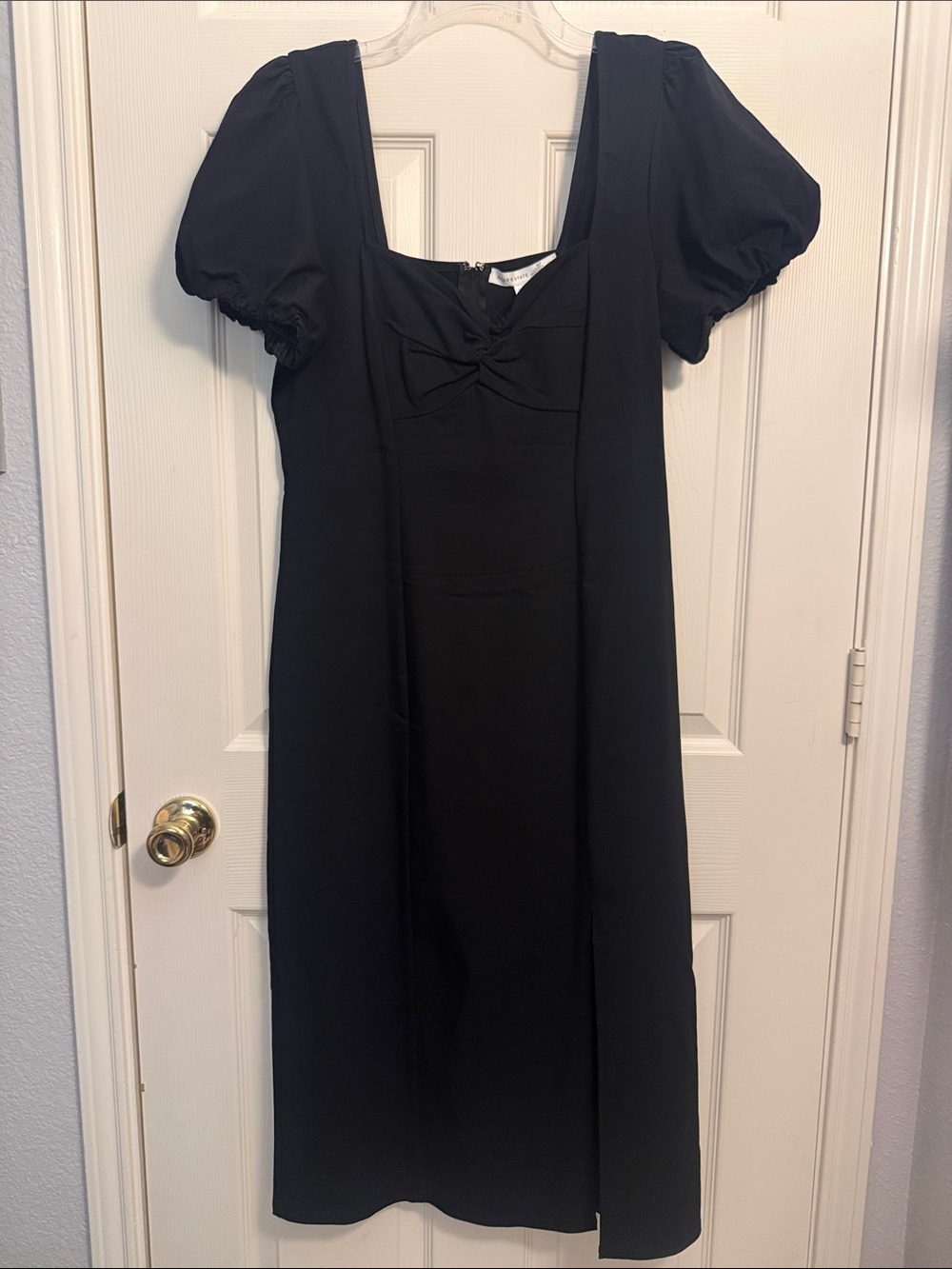 Classic Black Puff-Sleeve Midi Dress